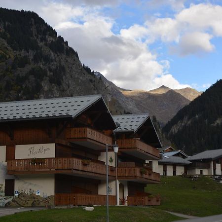 Apartament Joli Studio Expose Sud Avec Terrasse La Plagne Zewnętrze zdjęcie